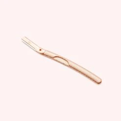 Smooth & Sculpt: Your Radiant Glow Kit 14 Smooth & Sculpt: Your Radiant Glow Kit -Ffs Sales Store product img dermaplaner kit rose gold 609c81b7 d5e7 4a2d 9e1b f26384d17ea1