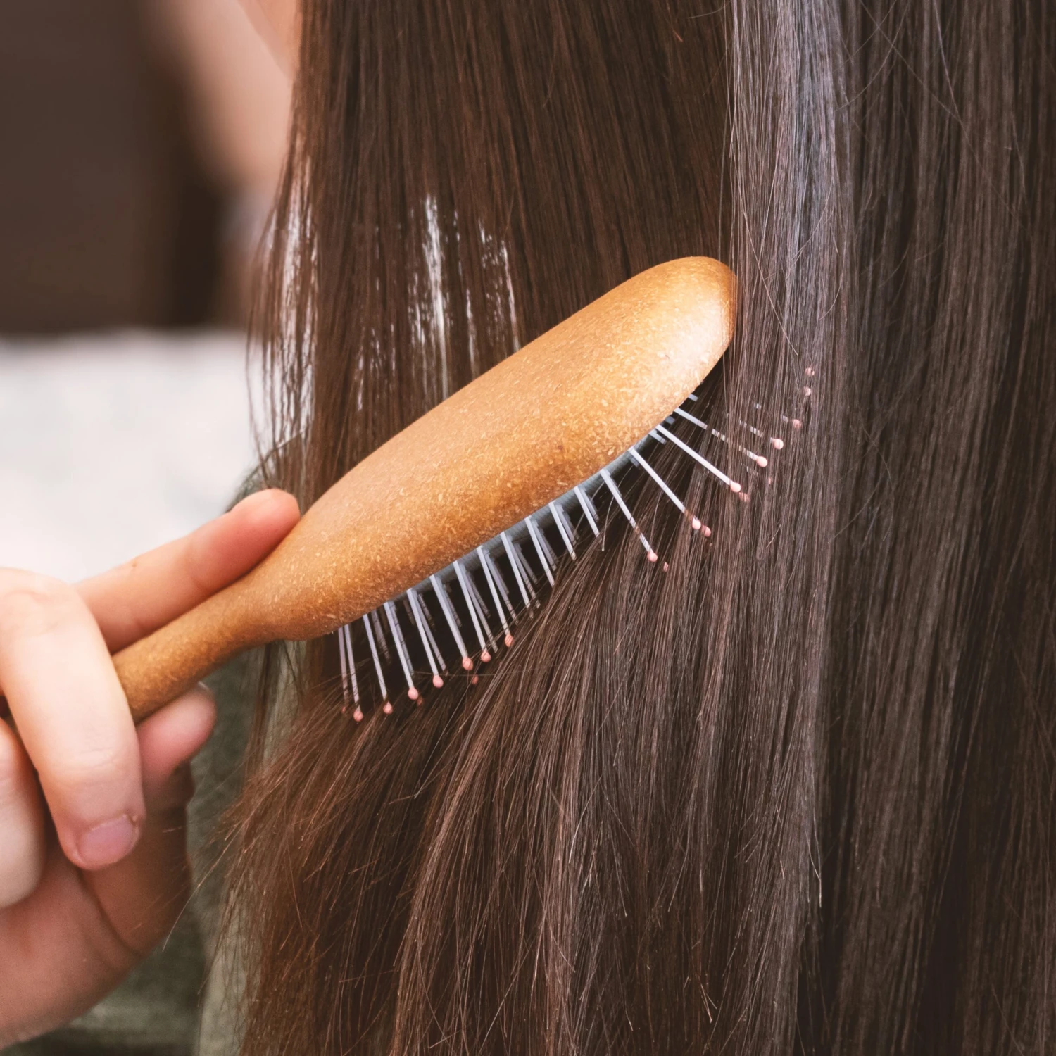 Cork Detangling Hair Brush 6 Cork Detangling Hair Brush - Image 4