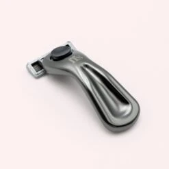 Travel Razor 14 Travel Razor -Ffs Sales Store product img travel razor black pearl top with blade cba73ae2 6a9e 4ca9 9342 4be1fcef4dee